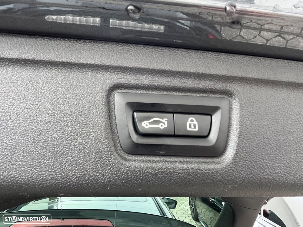 BMW 320 d Pack M Shadow Auto - 14