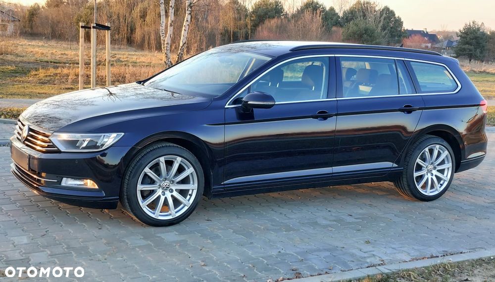 Volkswagen Passat - 12