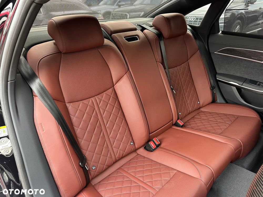 Audi A8 - 25