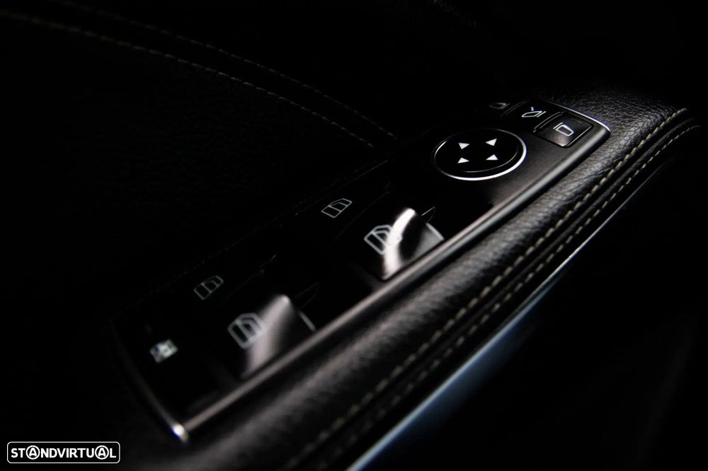 Mercedes-Benz CLA 220 CDI Urban Aut. - 38