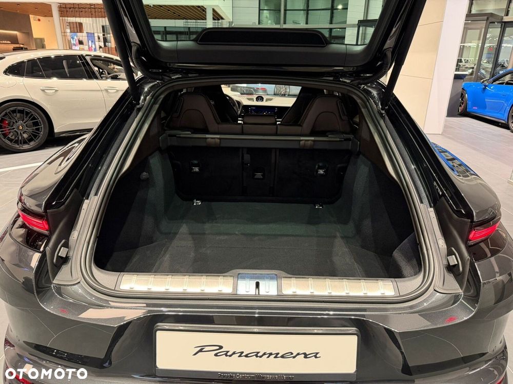 Porsche Panamera - 27