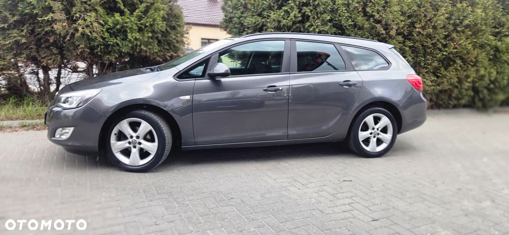 Opel Astra 1.6 Color Edition - 8