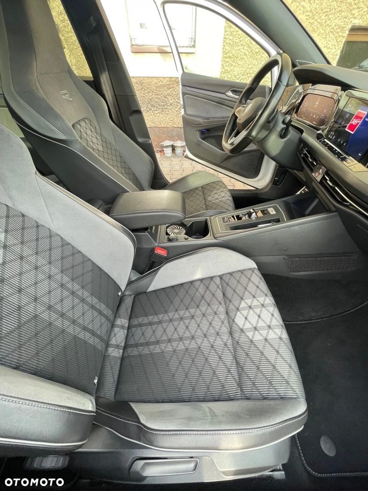 Volkswagen Golf 1.5 TSI BMT Evo Highline DSG - 28