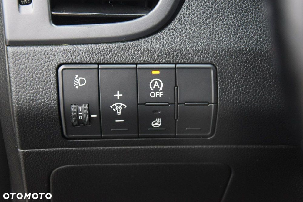 Hyundai i30 blue 1.4 Style - 30