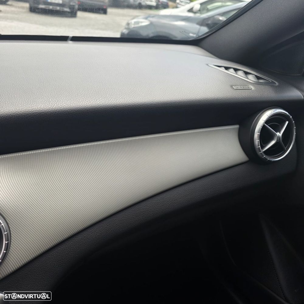 Mercedes-Benz CLA 220 - 27