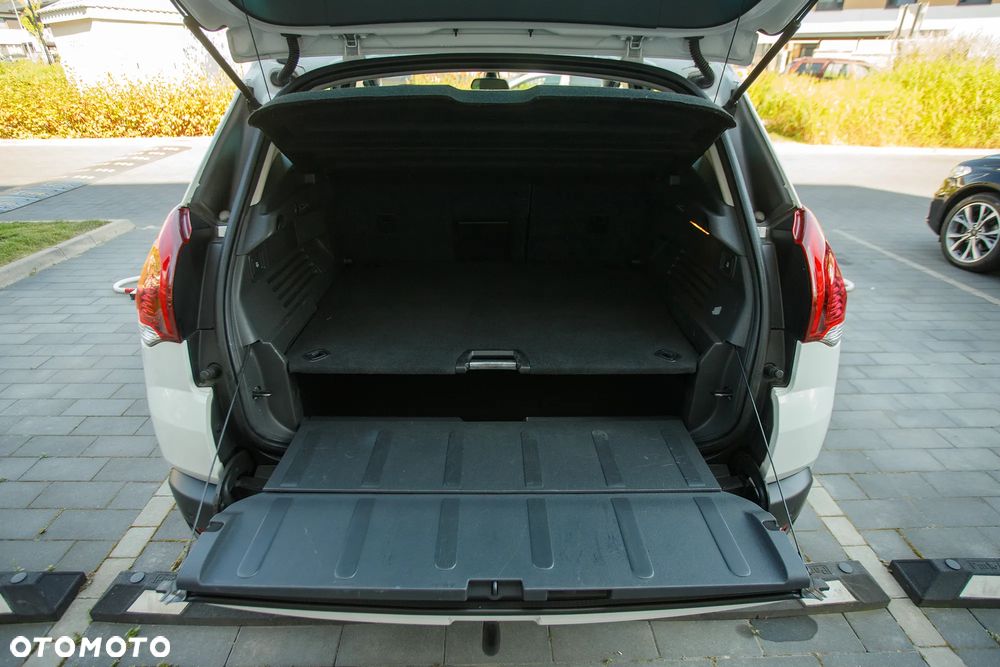 Peugeot 3008 1.6 Premium - 32