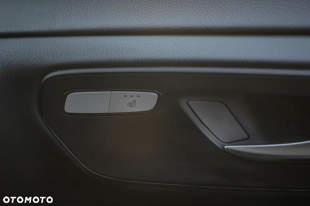 Mercedes-Benz Klasa V 250 (BlueTEC) d lang 7G-TRONIC Edition - 28