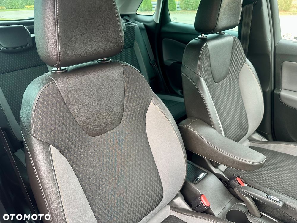 Opel Crossland X - 11