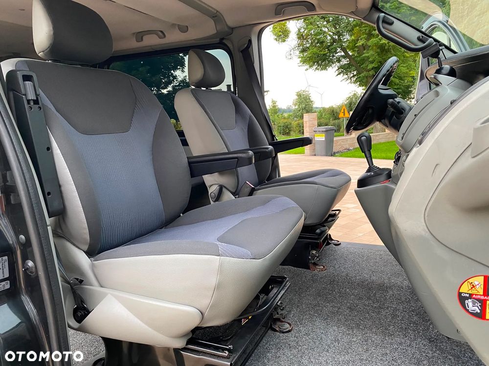 Opel Vivaro - 17
