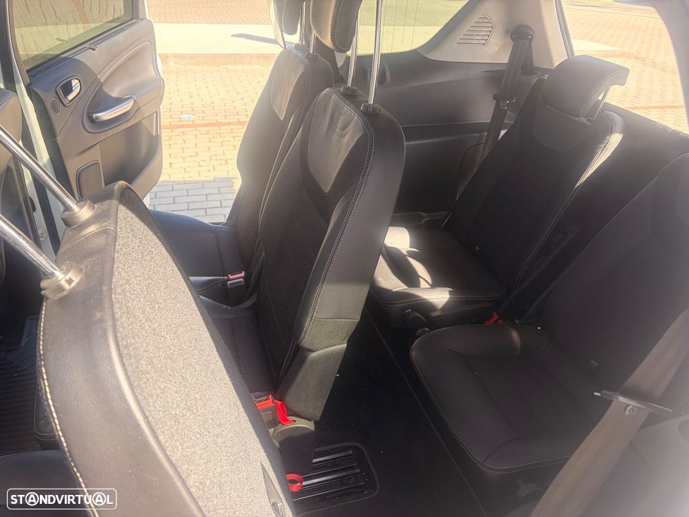 Ford S-Max 2.0 TDCi Titanium Busine.7L - 15