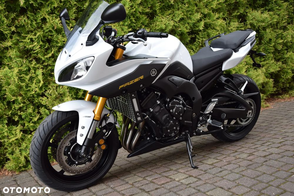 Yamaha FZ8 - 3