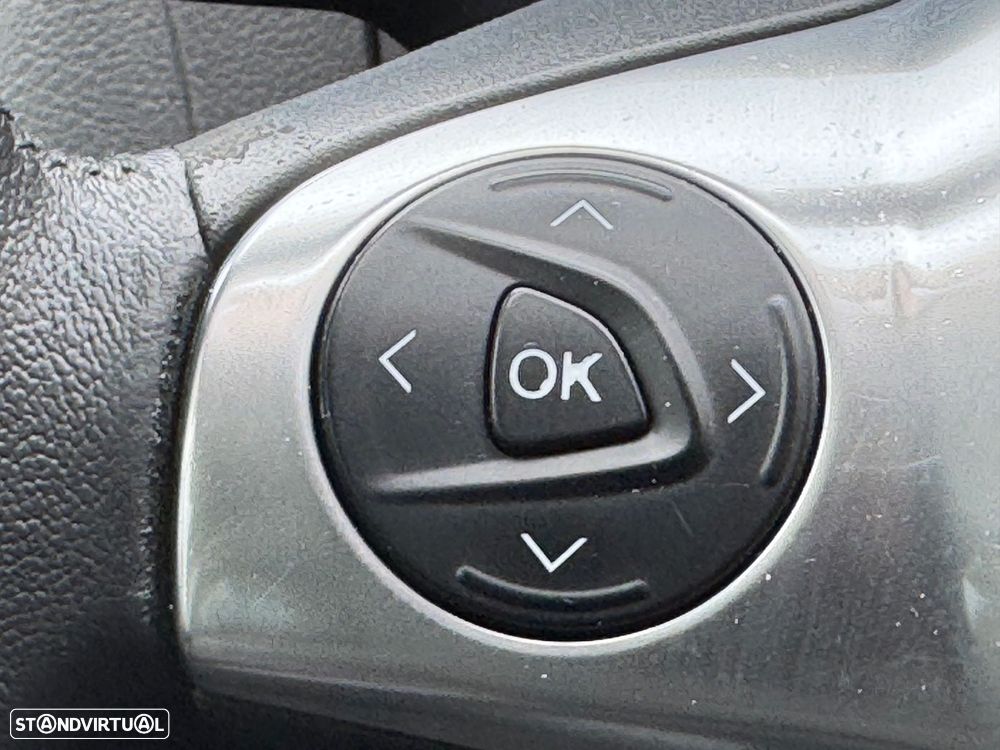 Ford Focus SW 1.6 TDCi ECOnetic 88g S&S Titanium - 28