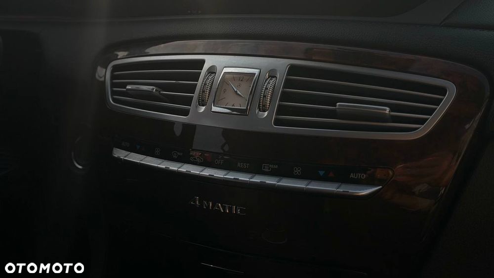 Mercedes-Benz CL 500 4Matic 7G-TRONIC - 20