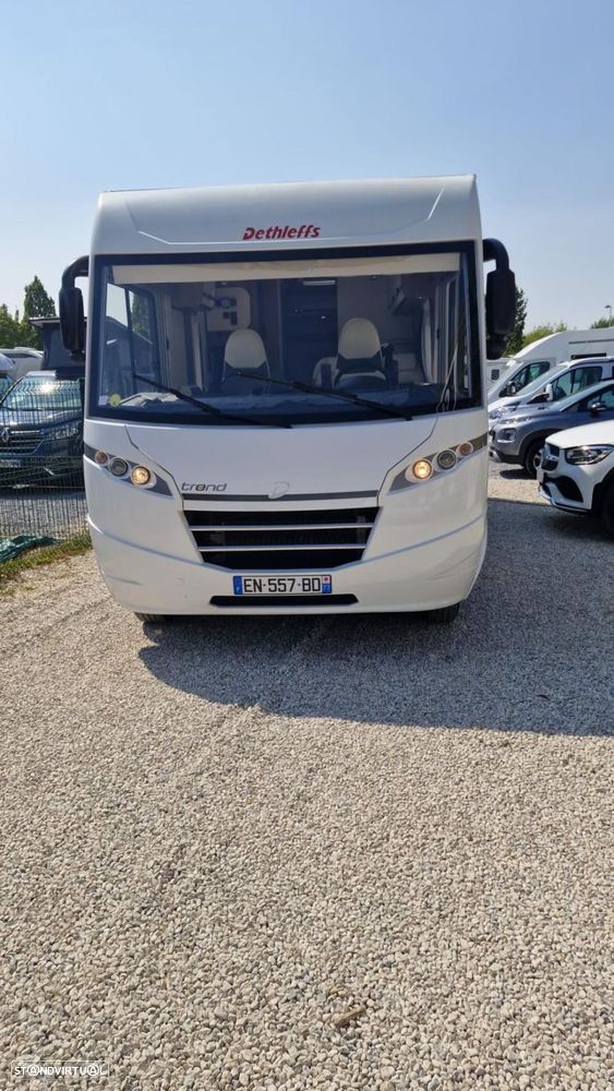 Dethleffs Trend I7057 cama central e basculante - 13