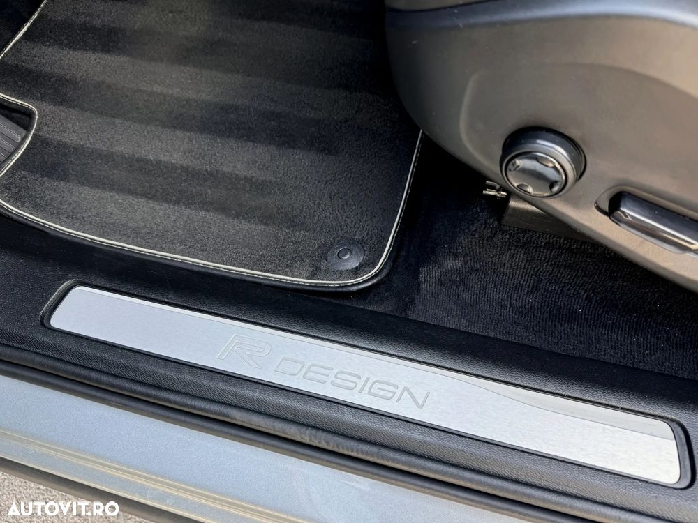 Volvo XC 60 T8 Twin Engine AWD Geartronic Inscription - 32