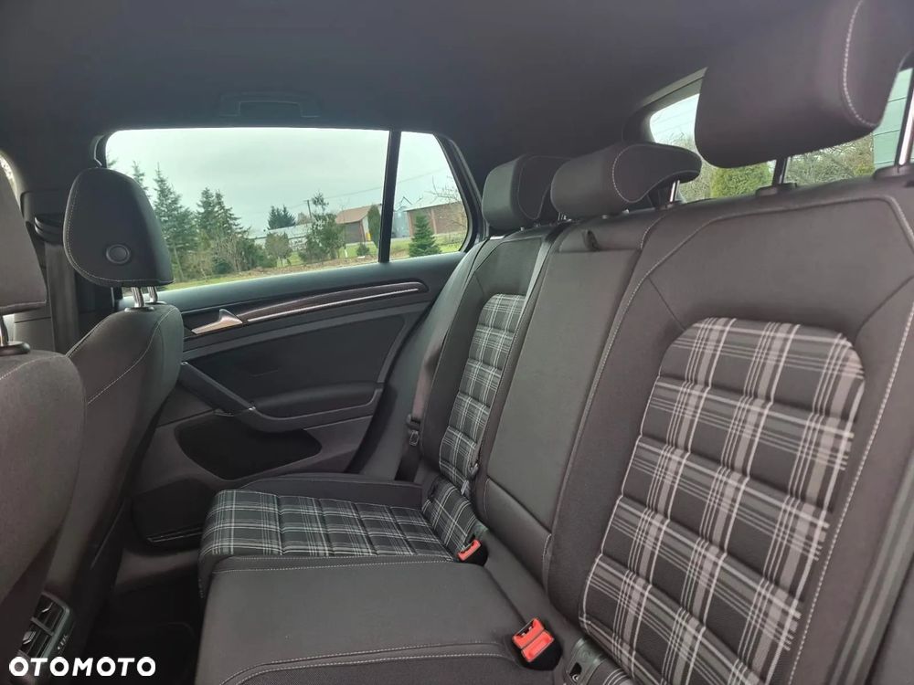 Volkswagen Golf GTD 2.0 TDI SCR DSG - 15
