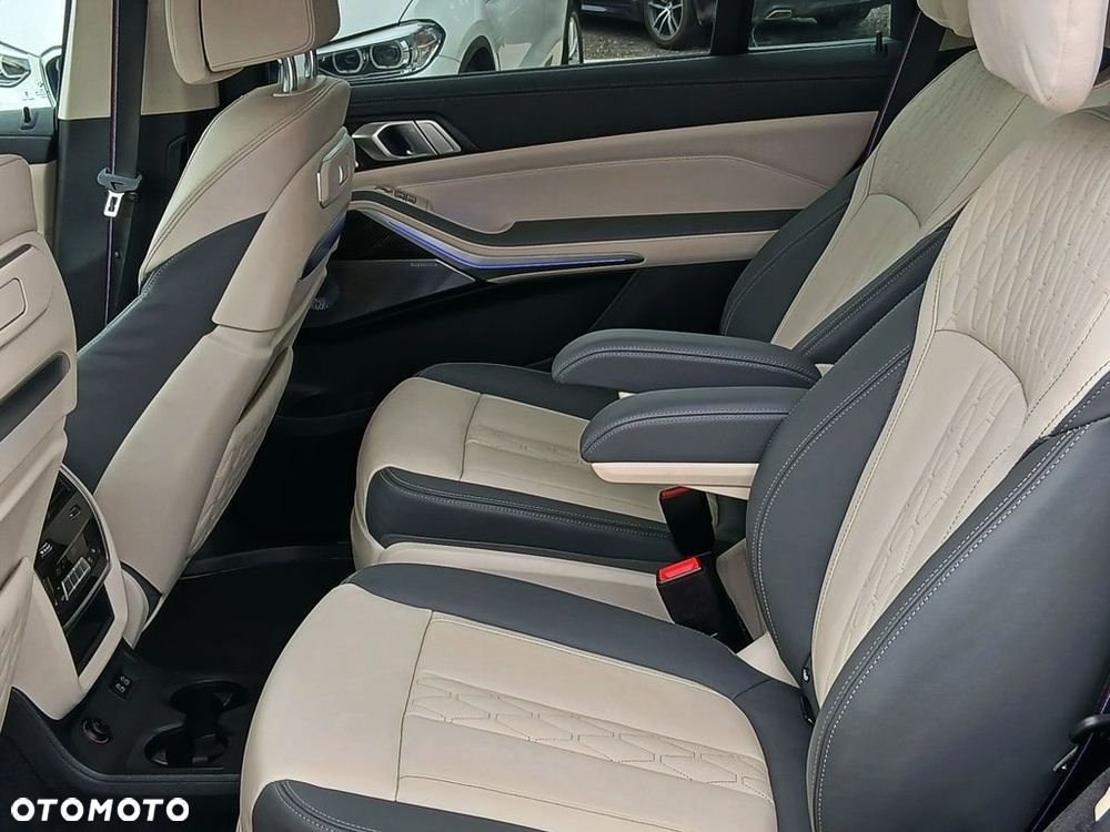 BMW X7 M60i xDrive mHEV M Sport Edition sport - 20