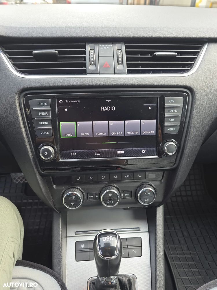 Skoda Octavia ver-2-0-tdi-dsg-ambition - 6