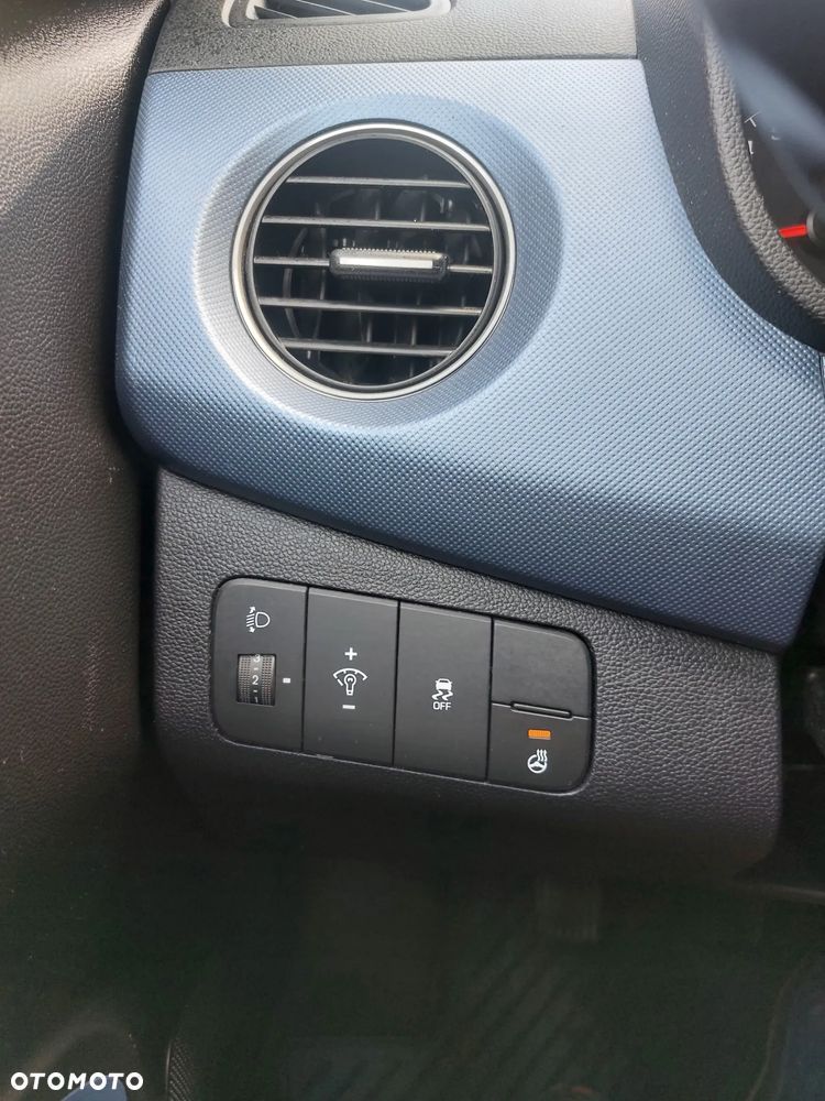 Hyundai i10 1.0 Trend - 8