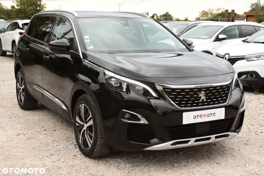 Peugeot 5008 2020 photo 3