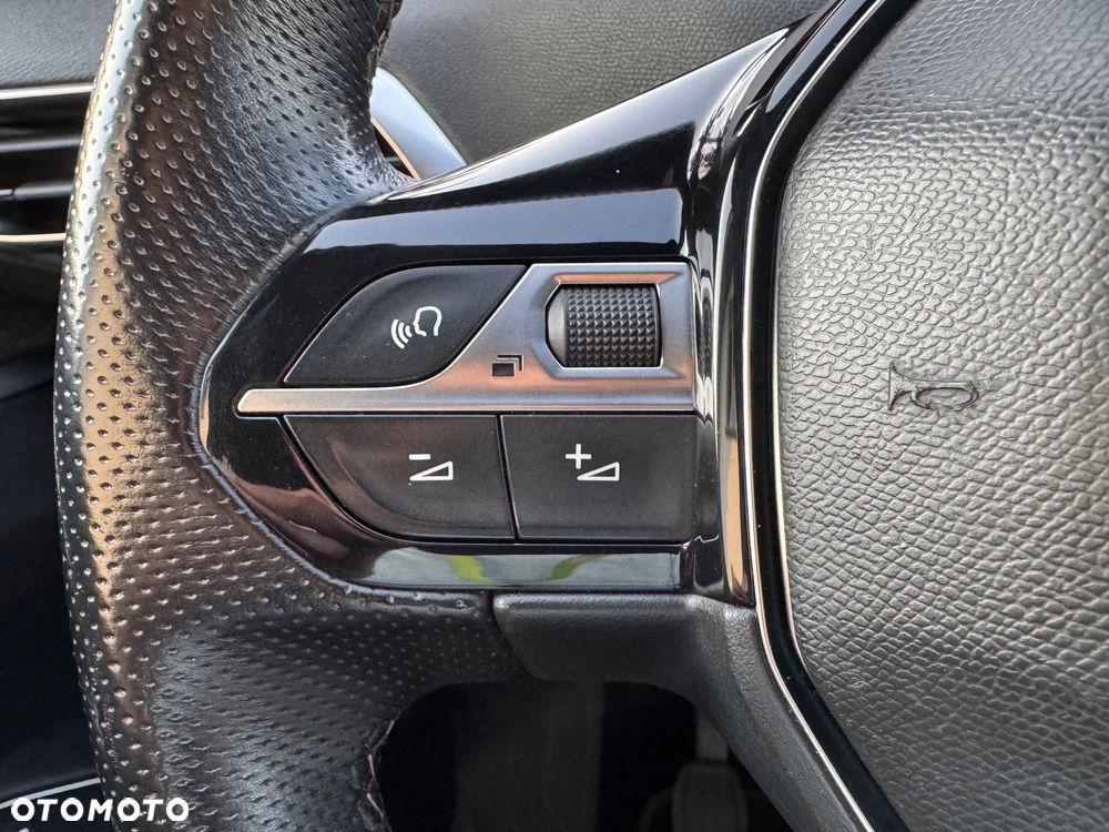 Peugeot 3008 1.5 BlueHDi GT S&S - 29