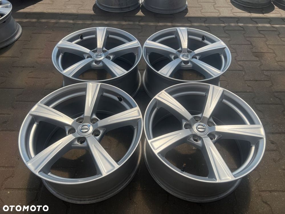 KOMPLET FELG FELGI ALU VOLVO V60 V90 S60 S90 XC40 18 ET42,5 ORYGINALNE - 2