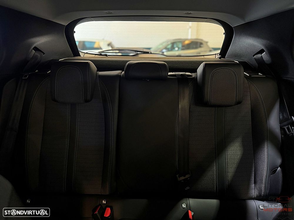Peugeot 2008 1.2 PureTech Allure Pack - 38