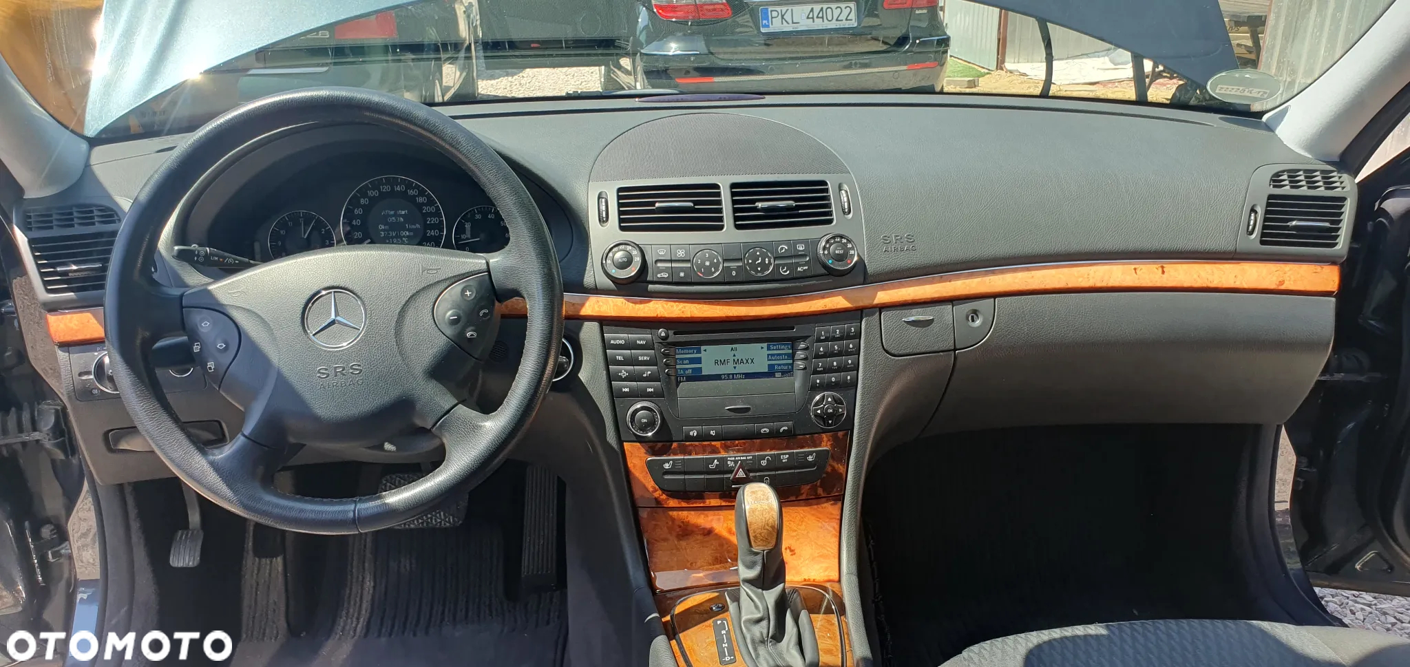 Mercedes-Benz Klasa E 350 4-Matic Avantgarde - 17