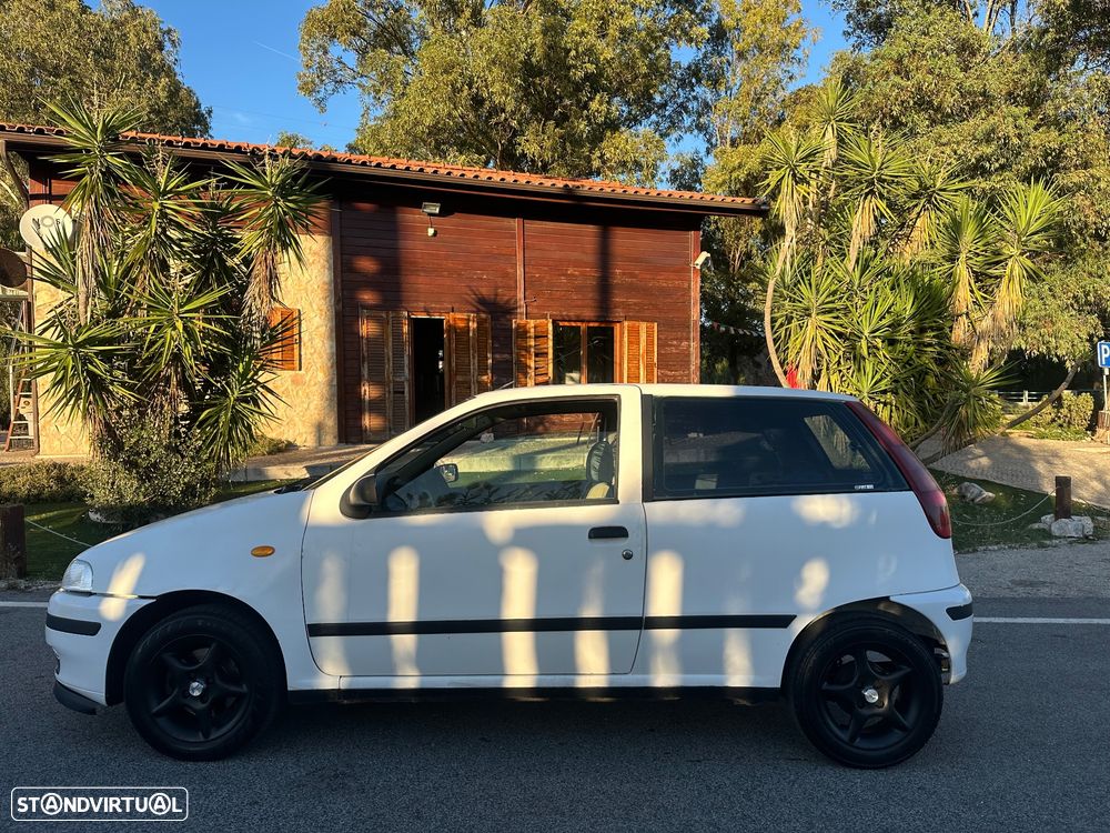 Fiat Punto - 2