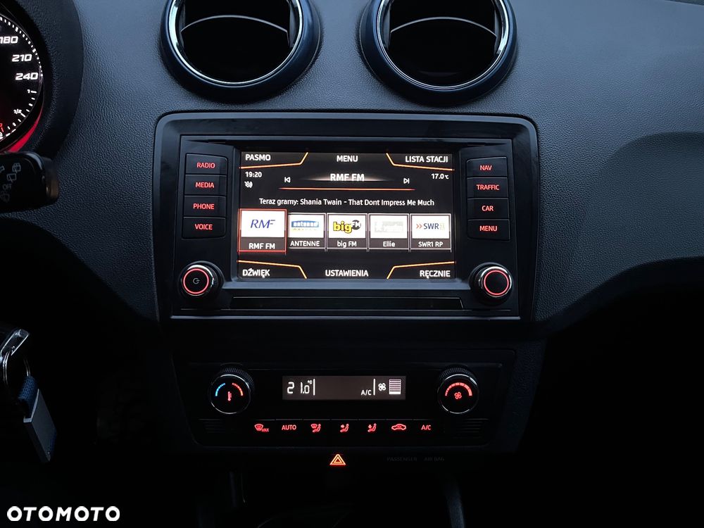 Seat Ibiza 1.2 TSI CONNECT - 27