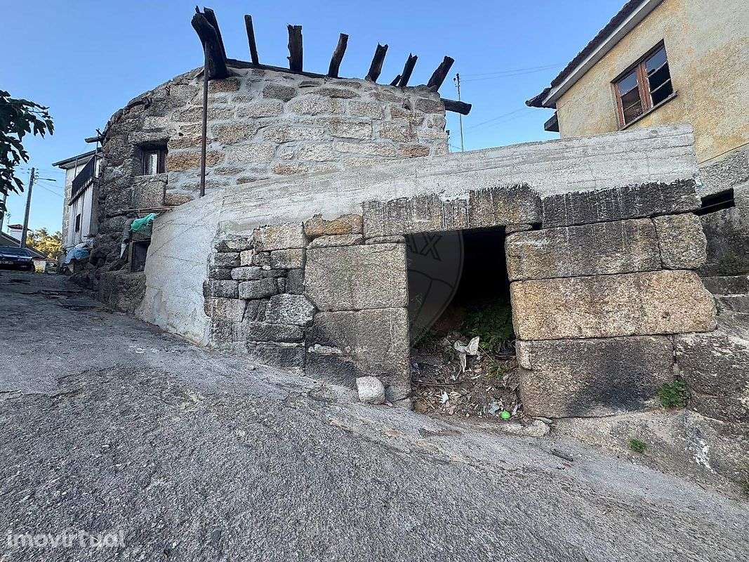 Moradia T0 para venda - Grande imagem: 2/4