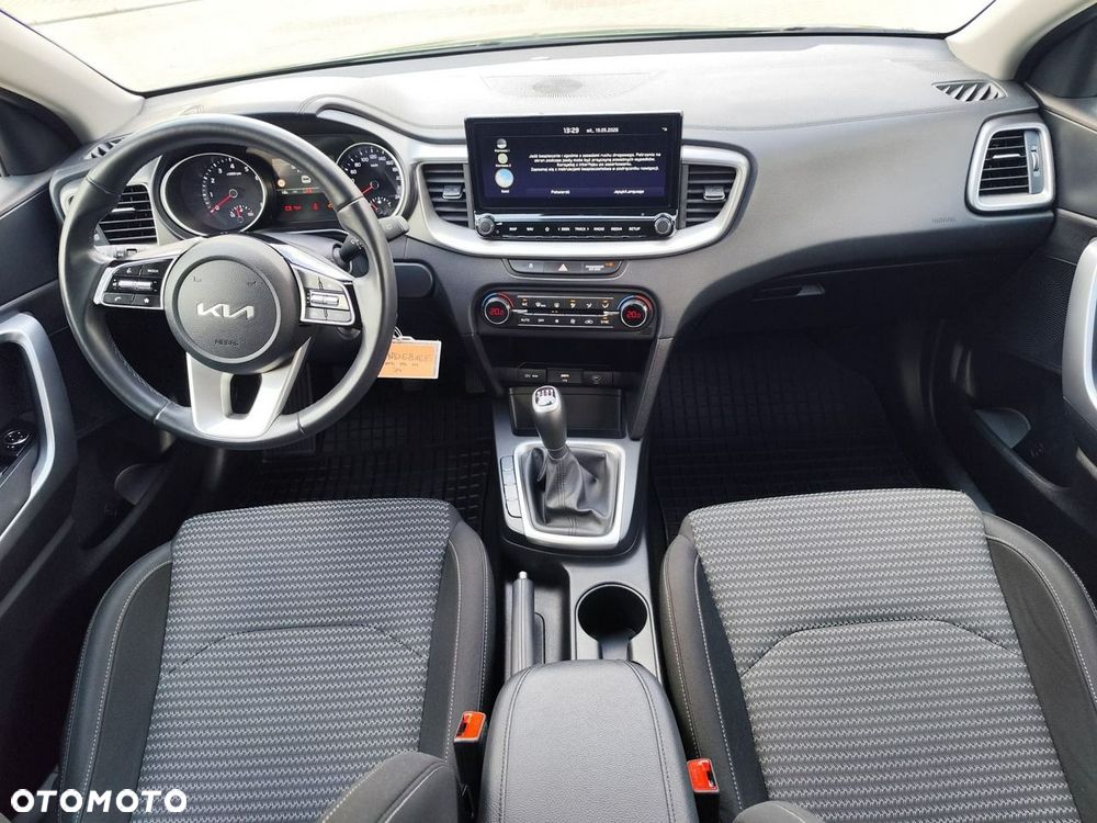 Kia Ceed - 30