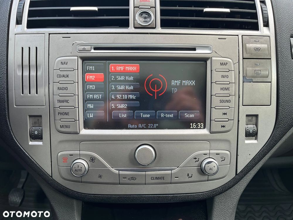 Ford Kuga 2.0 TDCi 4x4 Titanium - 30