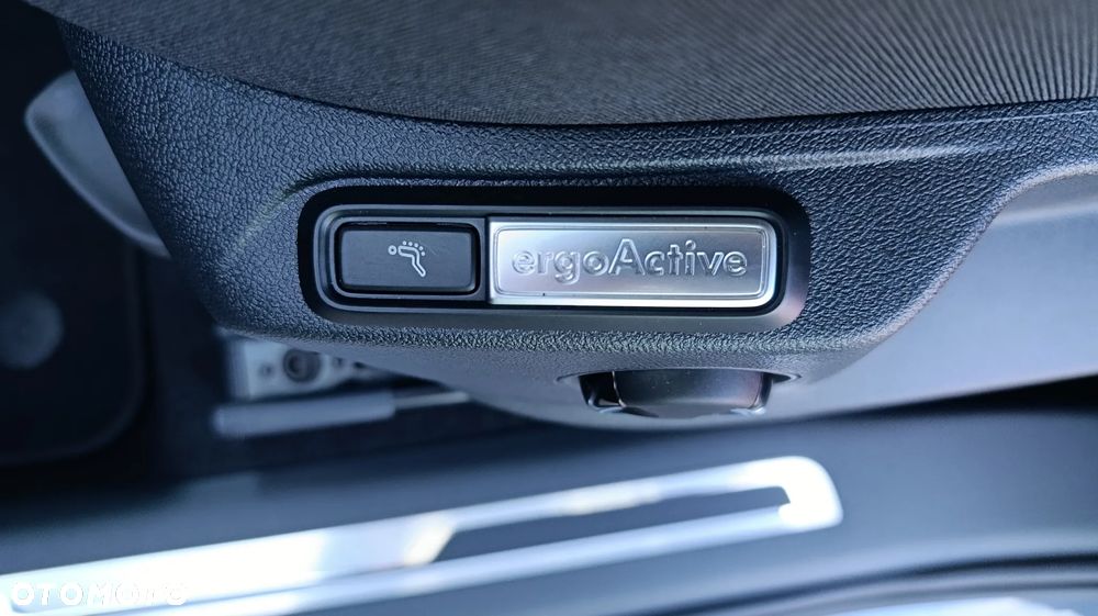 Volkswagen Tiguan - 16