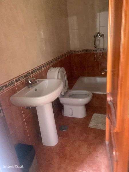 Aluga se anexo  na verdizela - Grande imagem: 4/12