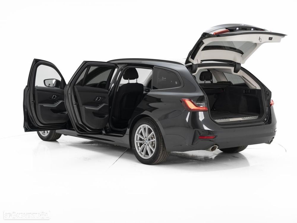 BMW 330 e Corporate Edition Auto — fotografia 6