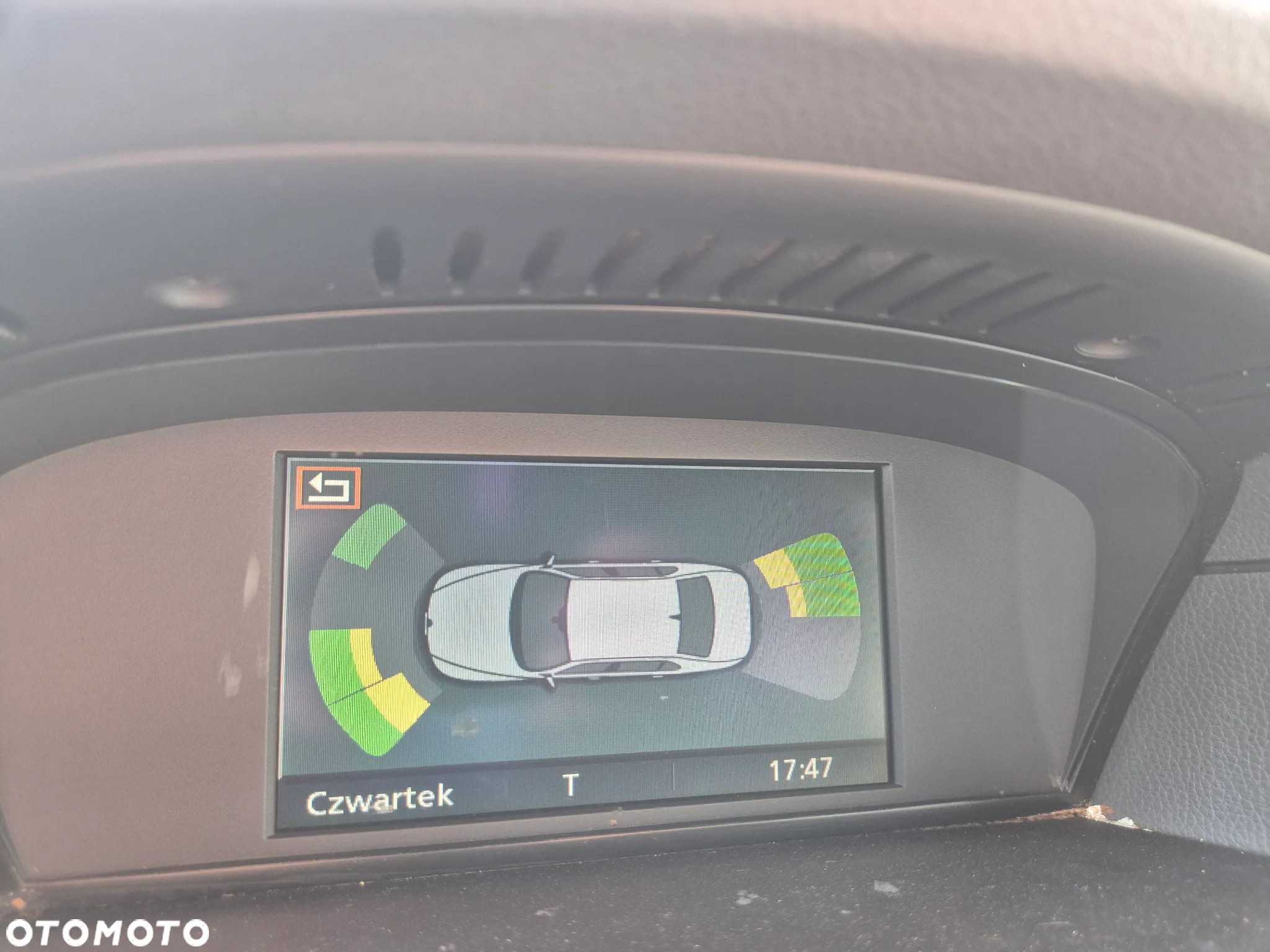 BMW Seria 5 520d - 36