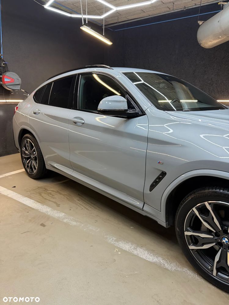 BMW X4 - 4