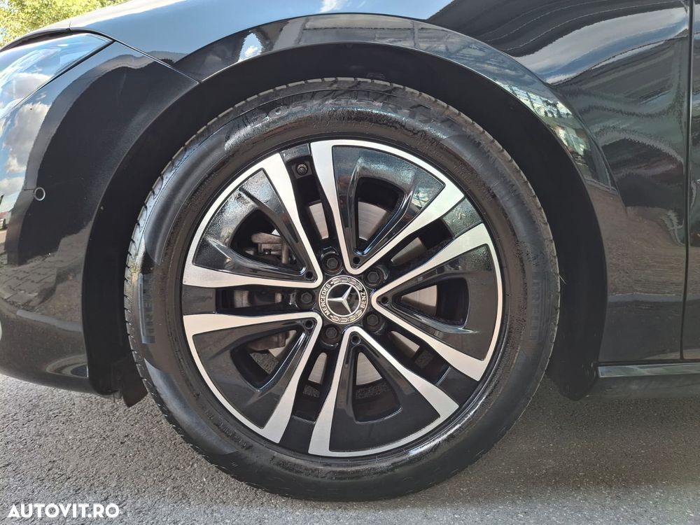 Mercedes-Benz CLA 180 7G-DCT - 26