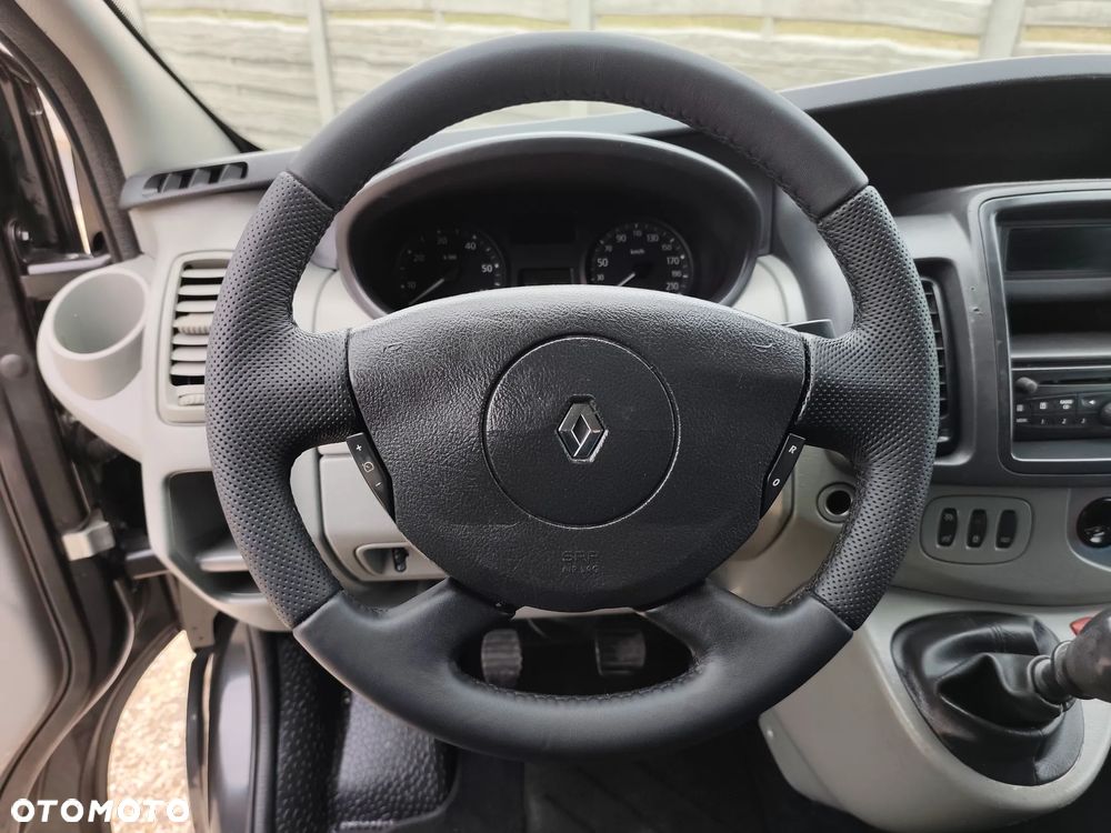 Renault Trafic - 17