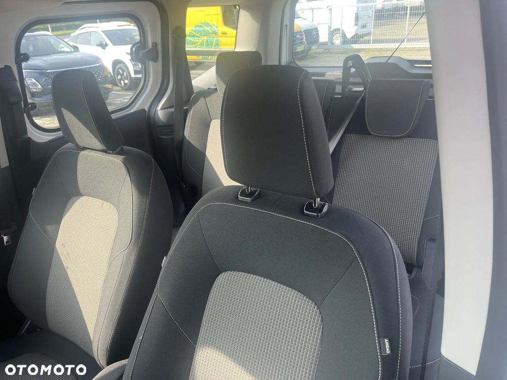 Ford Tourneo Courier 1.0 EcoBoost Trend - 13