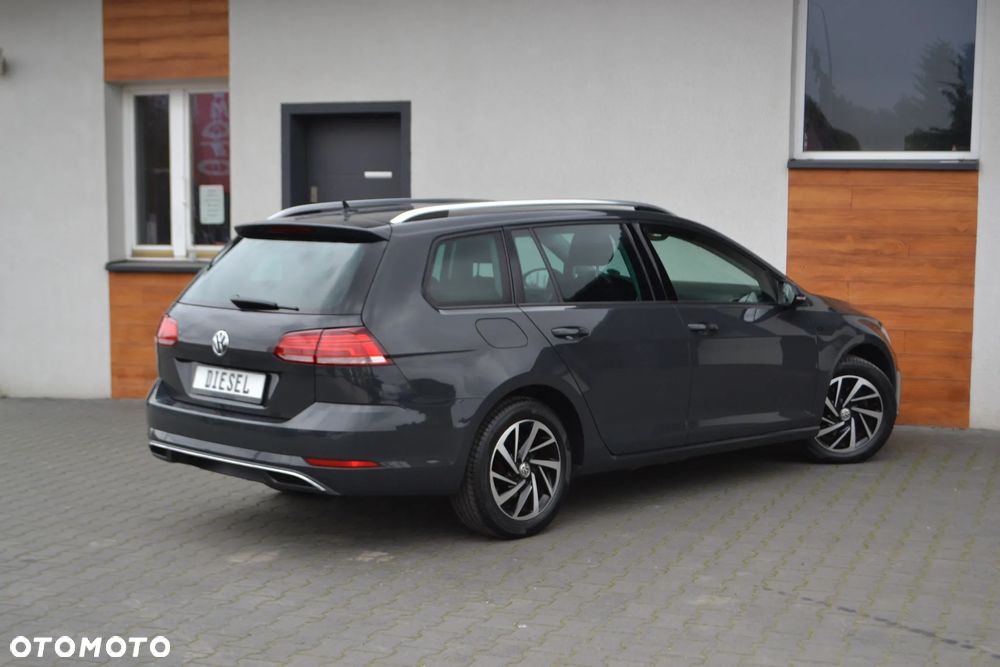 Volkswagen Golf Variant - 9