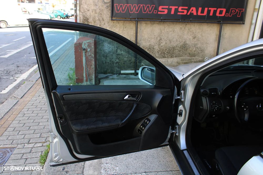 Mercedes-Benz C 220 CDi Avantgarde - 20
