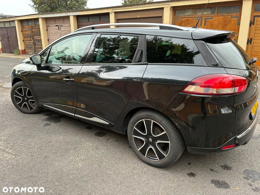 Renault Clio - 12