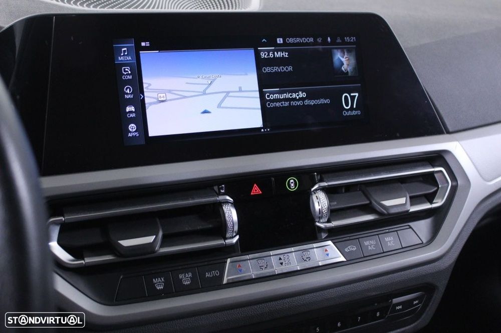 BMW 330 e Touring Corporate Edition Auto - 29