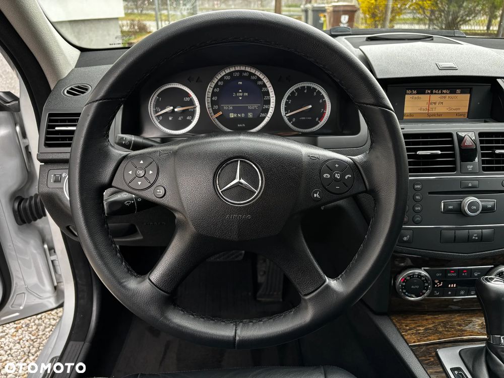 Mercedes-Benz Klasa C - 34
