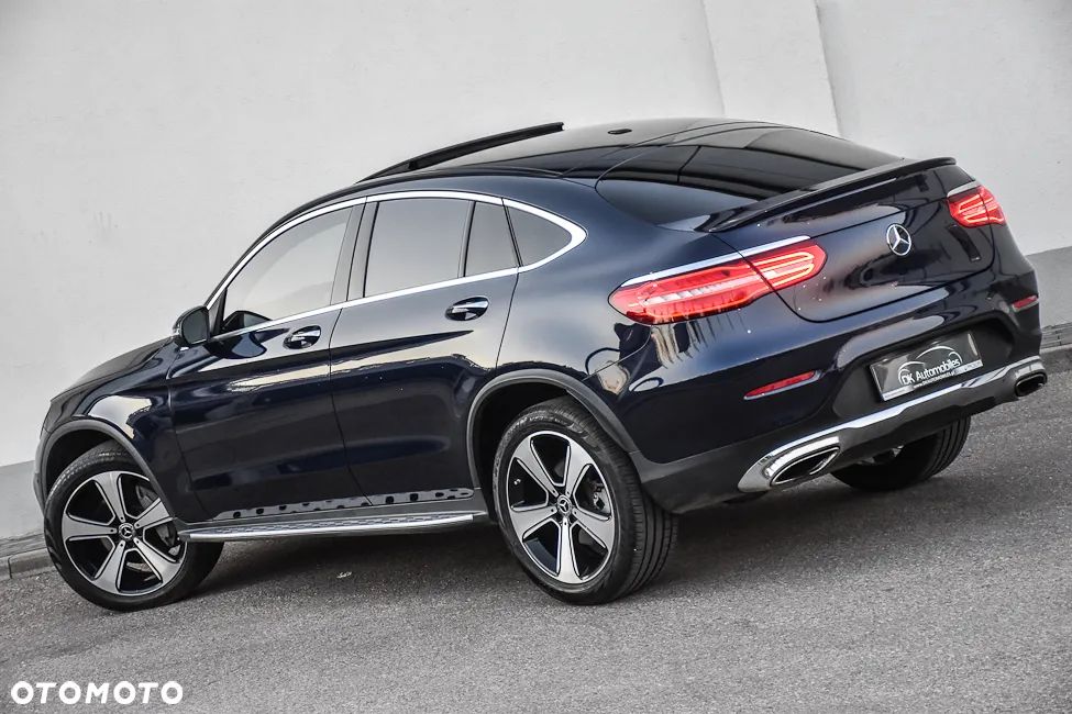 Mercedes-Benz GLC 300 4Matic 9G-TRONIC AMG Line - 9