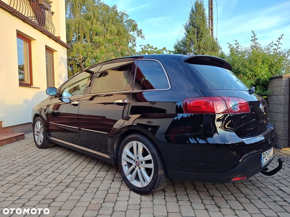 Fiat Croma 1.9 JTD Emotion - 4
