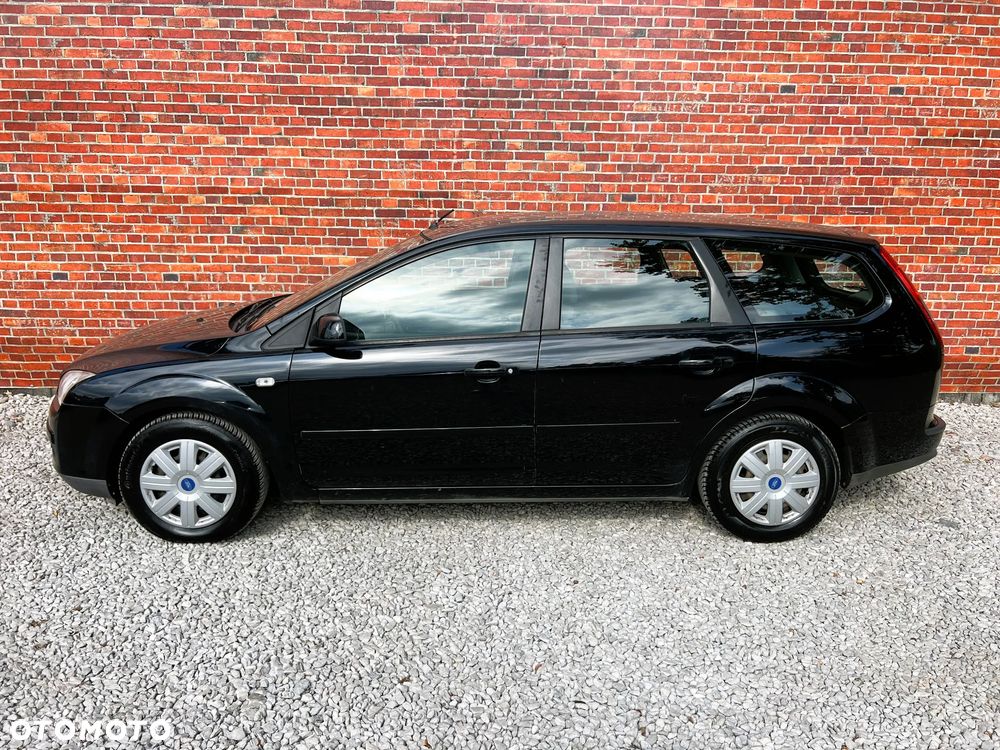 Ford Focus - 38