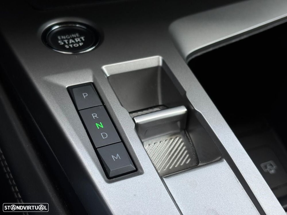 Peugeot 408 1.2 PureTech Allure Pack EAT8 - 16